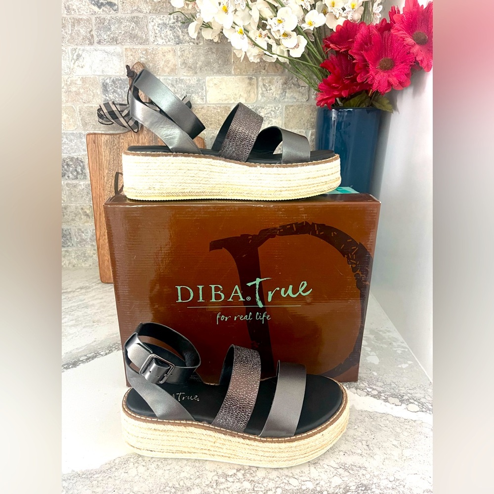 Diba True Leather Espadrille Wedge sandal Gunmetal Black Day Line- NIB